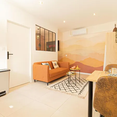 Kasbahbohome, Experience D'ailleurs, Centre Ville, * ニーム
